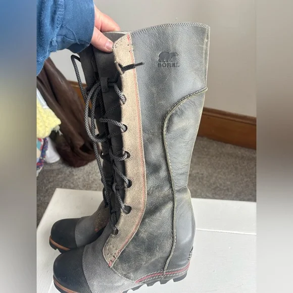 Sorel Gray and Black Lace-Up Women's Boots - Picture 3 of 9